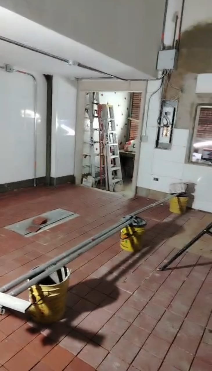 Divisiones en vidrio y drywall divisiones en vidrio
